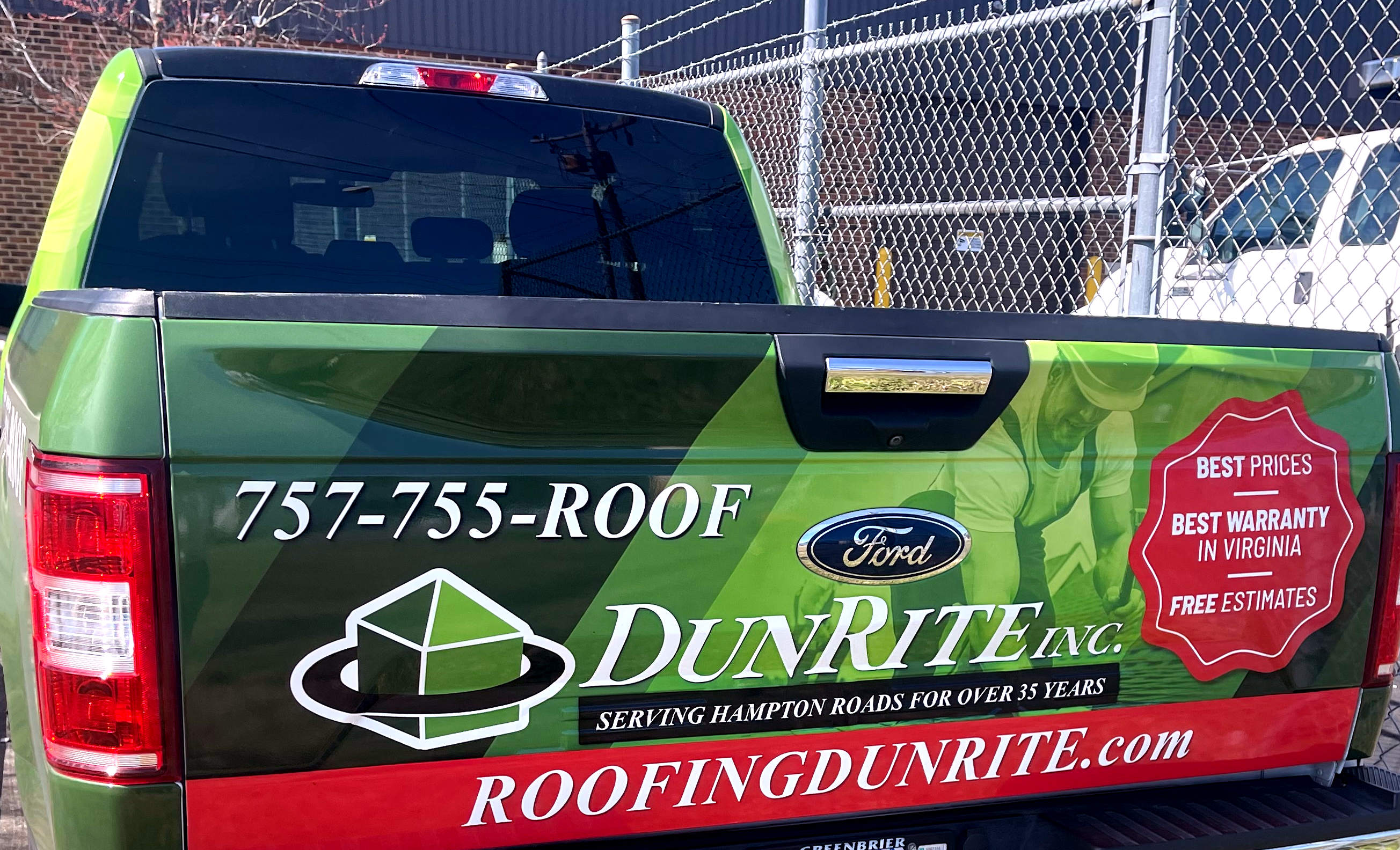 An offical Dunrite work truck